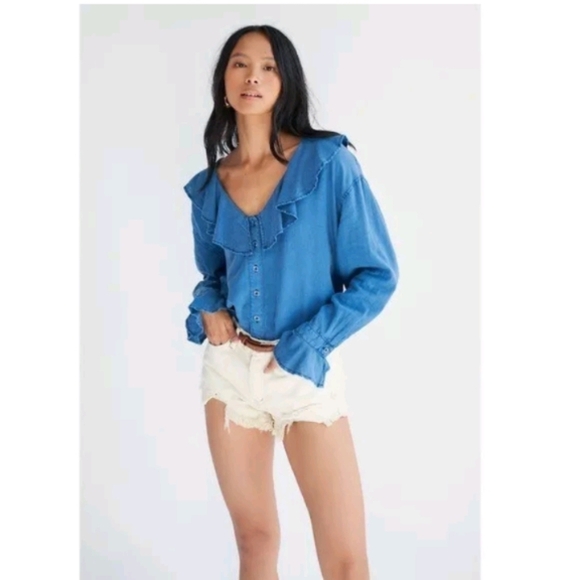 Free People we the free amber Button Front Dolman Sleeve Ruffled Top sz Xs - Picture 1 of 10
